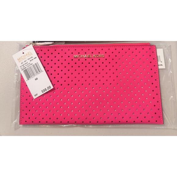 NWT Michael Kors Perforated Medium Gusset Leather Wristlet Ultra Pink w/GoldTone - Picture 5 of 5